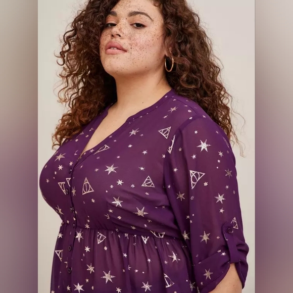 Torrid Warner Bros Harry Potter Lexi Chiffon Hi Low Blouse Size 2 - Picture 4 of 8